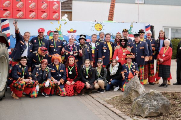karneval-2017-00aC2AD15E6-ED0C-C2D0-8B39-74E8186775E1.jpg